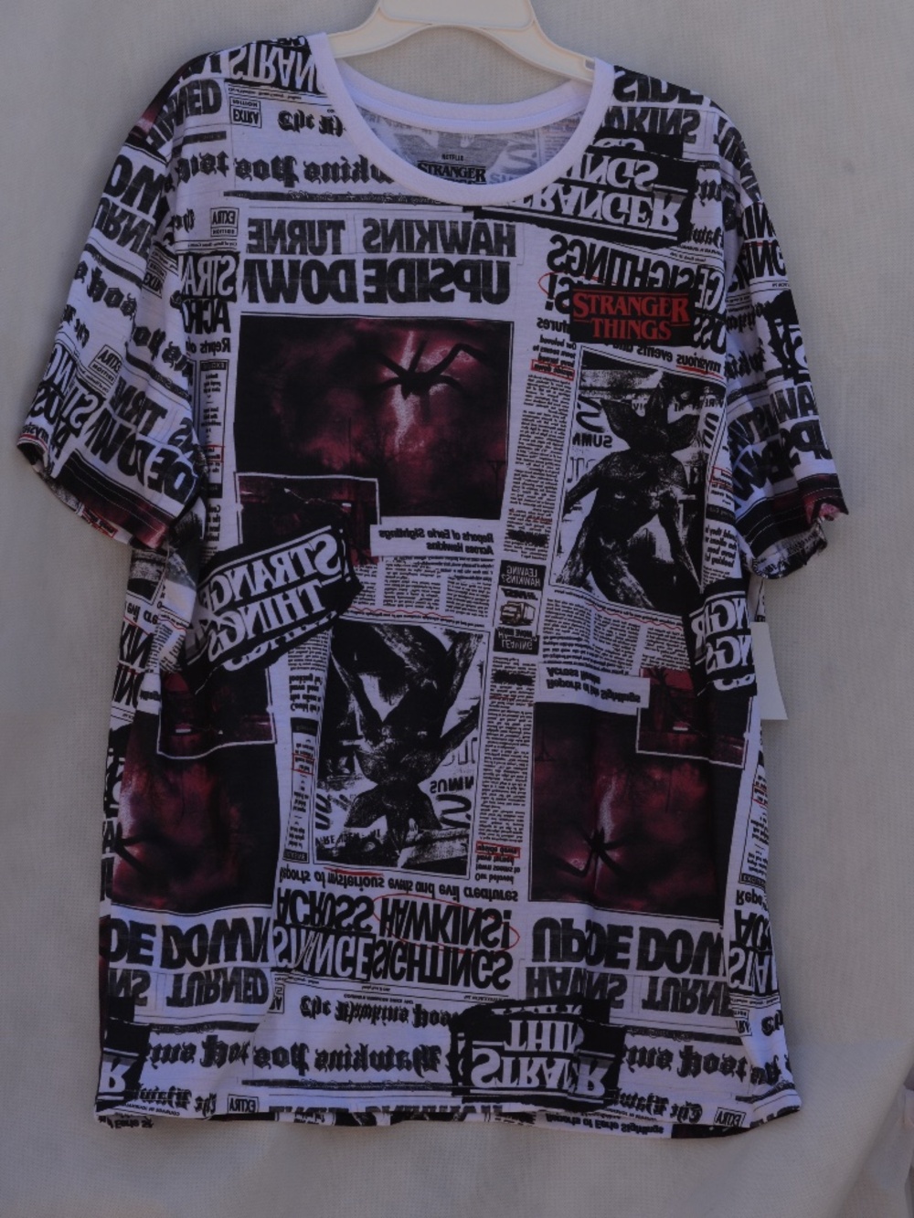 Mens XL Tee Shirt Netflix NWT